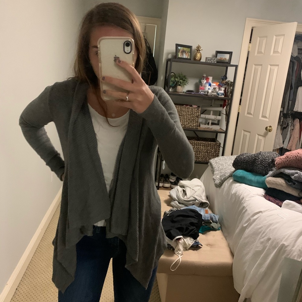 Grey cardigan